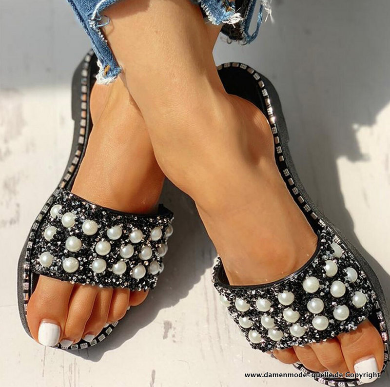 Damen Sommer Slippers in Schwarz mit Perlen