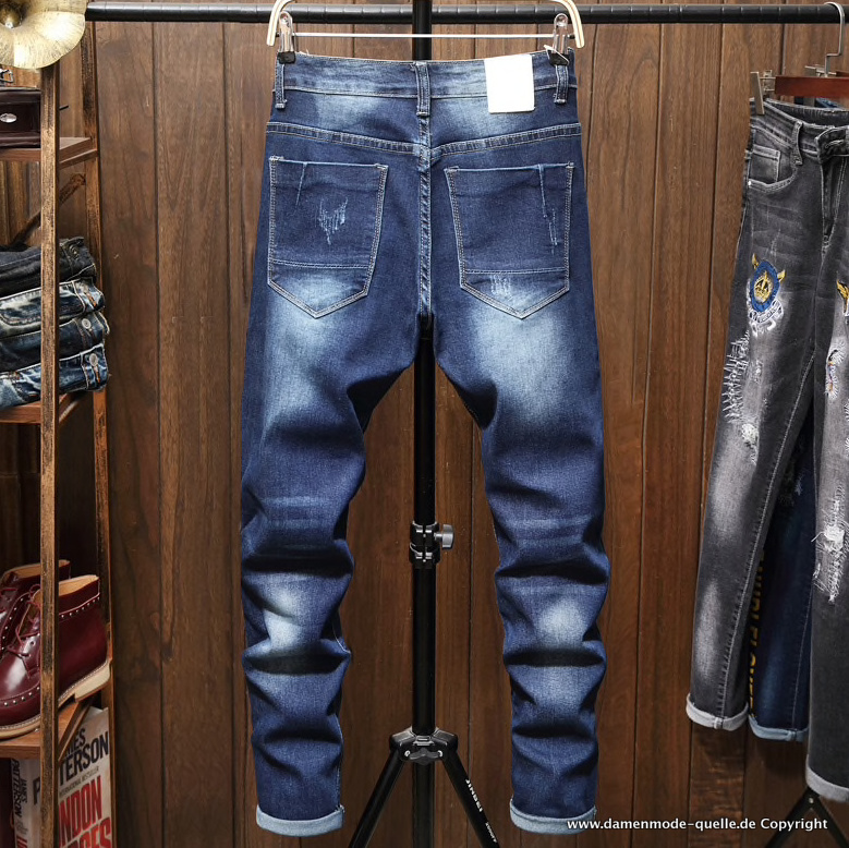 Dünne Biker Herren Jeans in Zerrissenen Design mit Patch