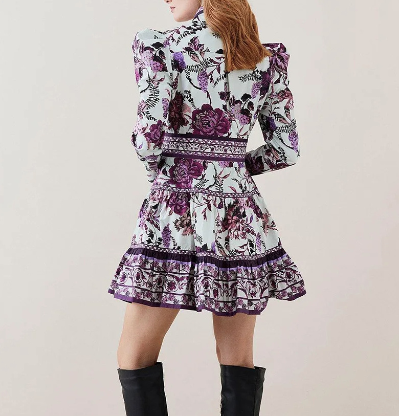 Elegantes A Linie Langarm Kleid Kurz in Weiß Lila mit Blumen
