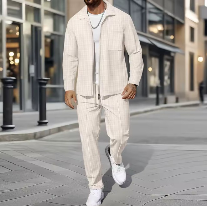 Herren Freizeitanzug in Creme mit Waffelmuster