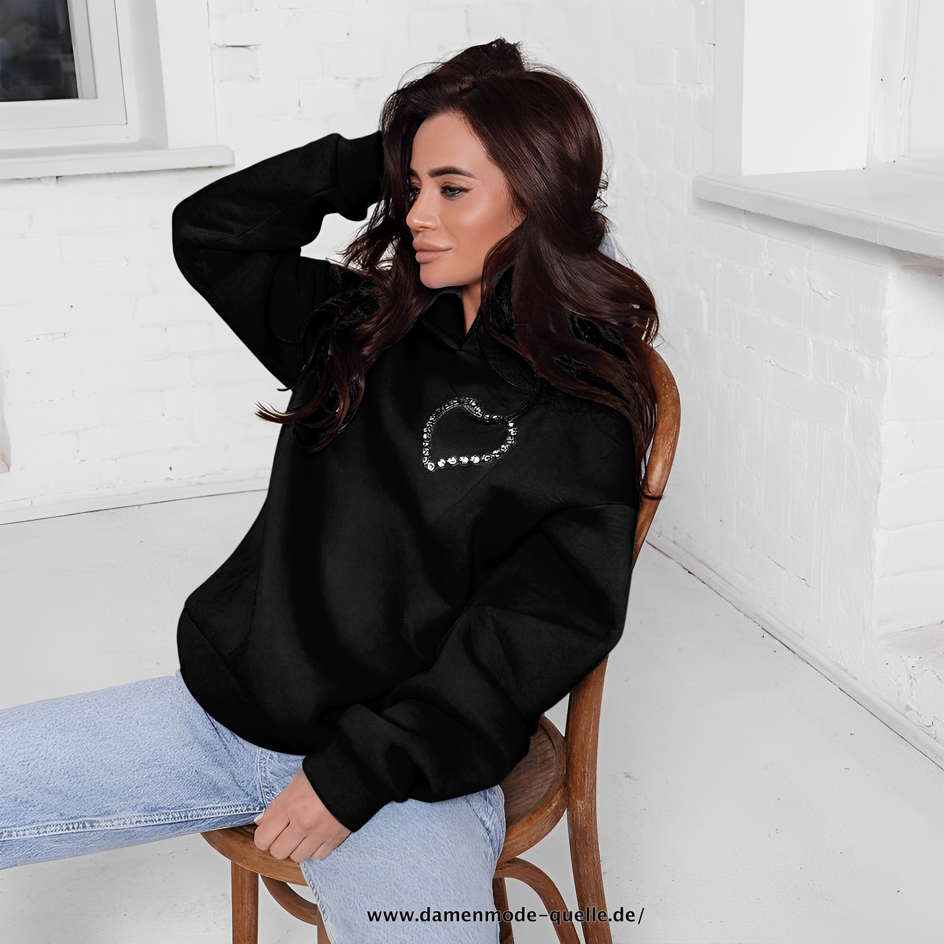 Herz Ausschnitt Damen Pullover in Schwarz