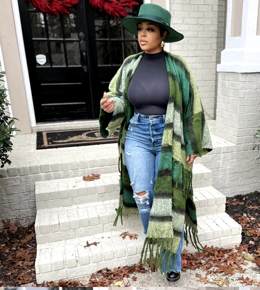 Poncho Oversize Strickjacke Gestreift in Grün