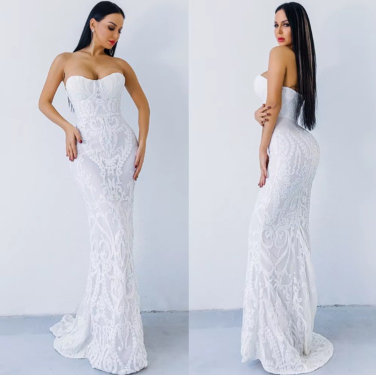 Schulterfreies Etui Abendkleid Damara in Weiß