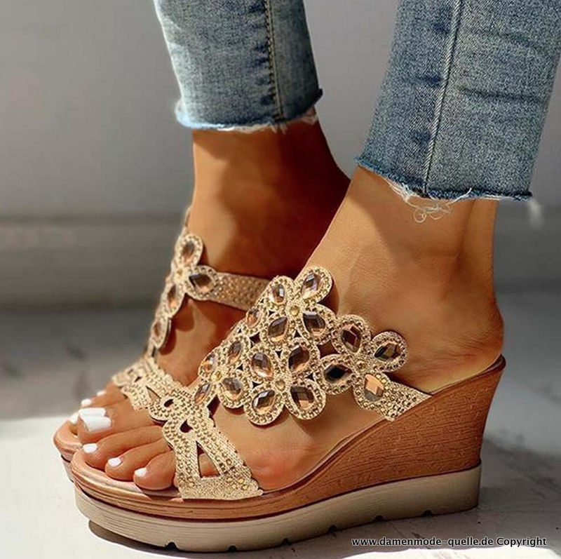 Neuheiten 2024 Keil Plateau Strass Sommer Sandalen in Beige