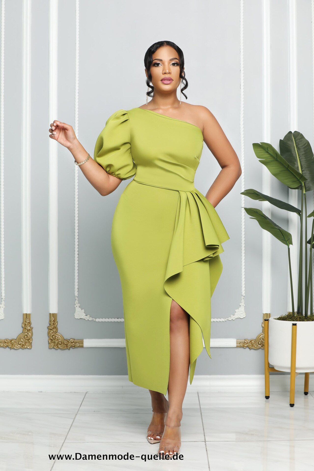 Vintage Rüschen Damen Kleid in Oliv