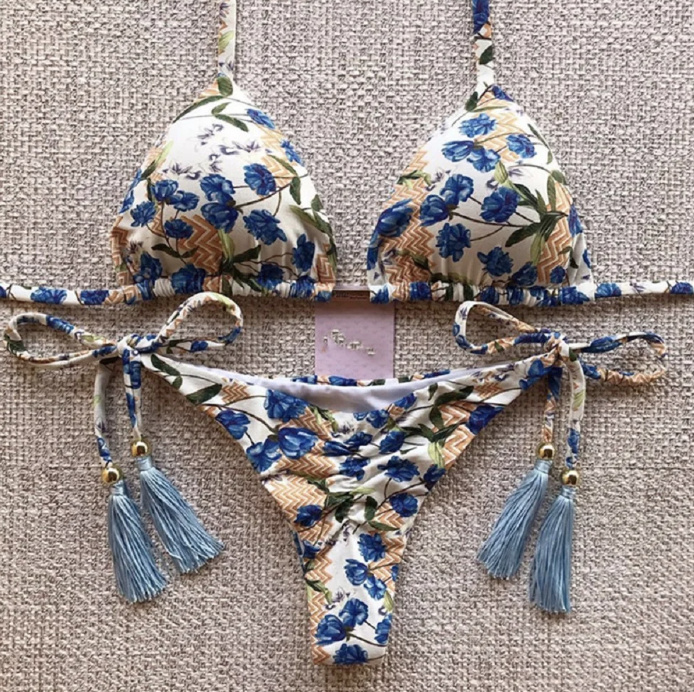  Neckholder Träger Tanga Bikini Lovis mit Blumenmuster